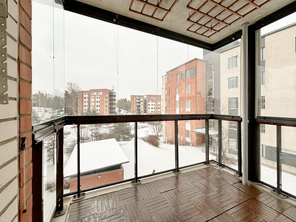Balcon - Spacious Two-Bedroom Apartment with Sauna in Espoo
