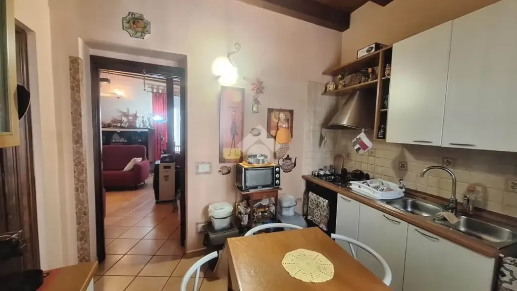Cuisine - Rustic Trilocale with Terrace in Palermo