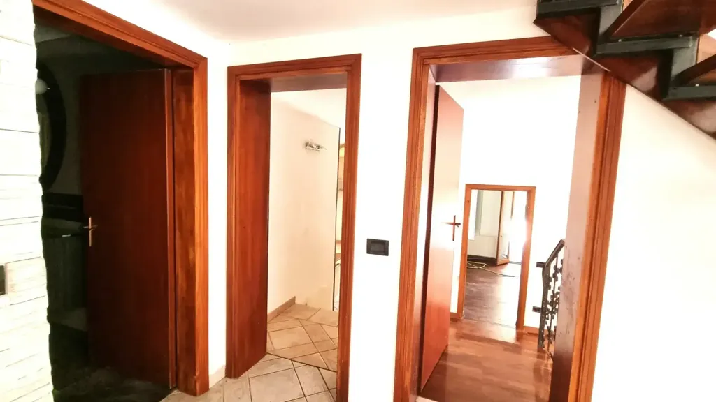 Ingresso - Multi-Level Villa near Conselice