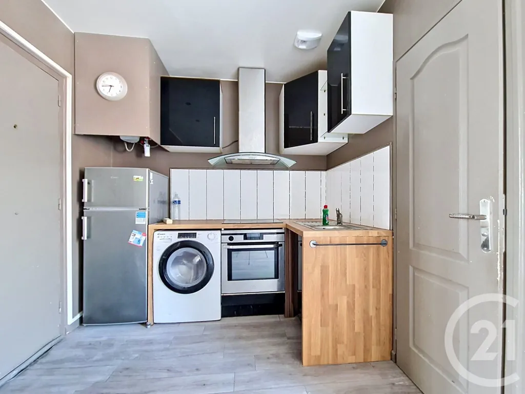 Köök - 2-Bedroom Flat with Central Location in Drancy