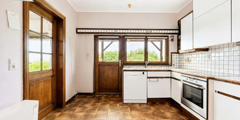 Cuisine - Maison à rénover avec terrasse à Visé