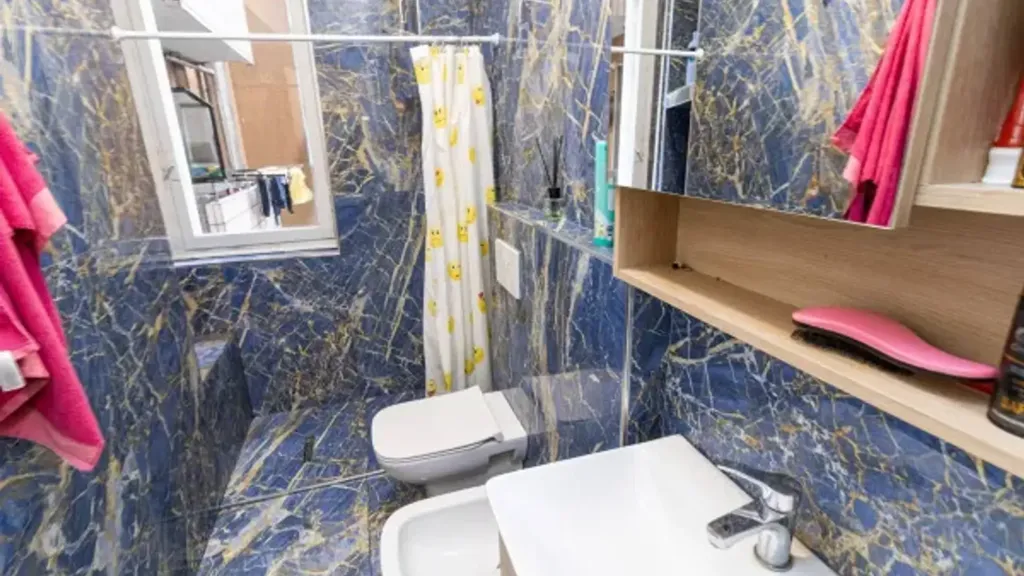 Salles de bain - Studio Flat with Balcony in Cinisello Balsamo