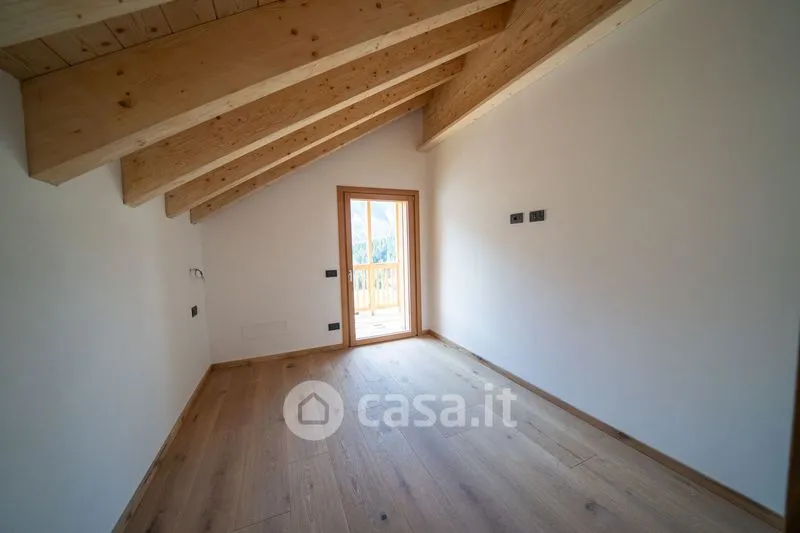 Pièces - Mansard Apartment with South Terrace in Sappada