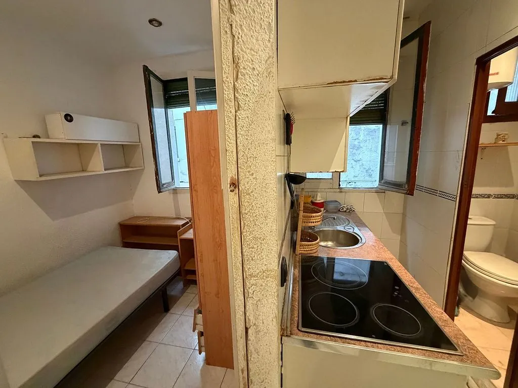 Cuisine - Apartment with Reform Potential in Recoletos