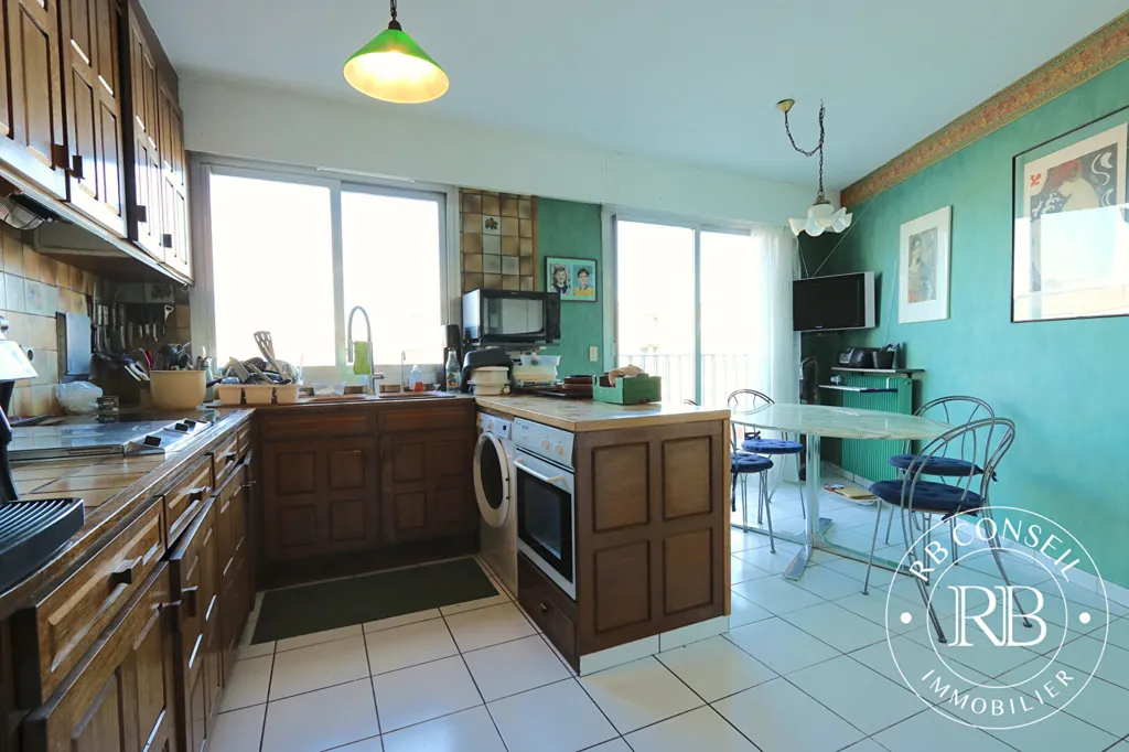 Cucina - 6-Piece Flat with South-Facing Terrace in Sceaux