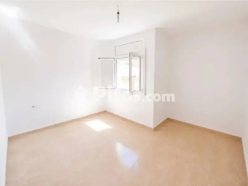 Stanze - Reformed Flat with Parking in Sant Quintí de Mediona
