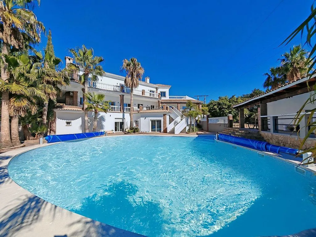 Piscine - 9-Bedroom Chalet with Pool in La Capellania