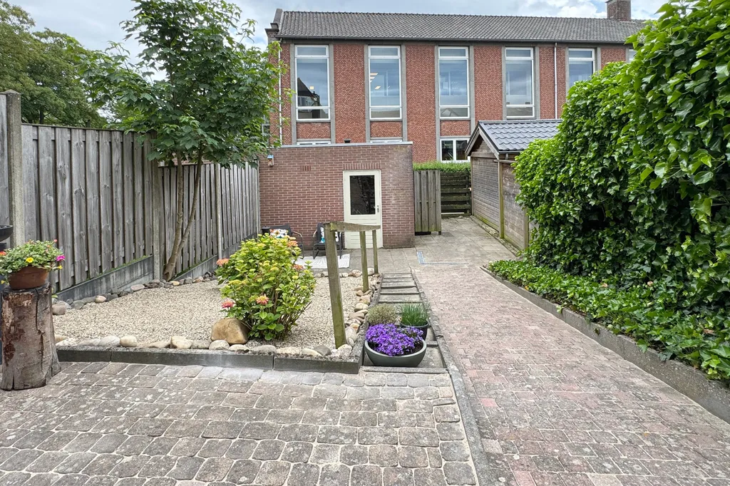 Jardin - Galerie Flat with Garden in Centre