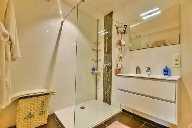 Salles de bain - Maison à Ronheuville, Marchin