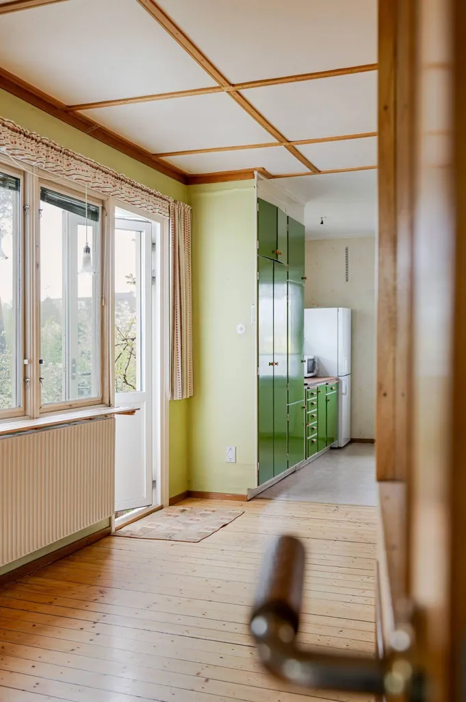 Elutuba - Villa with Development Potential in Snättringe