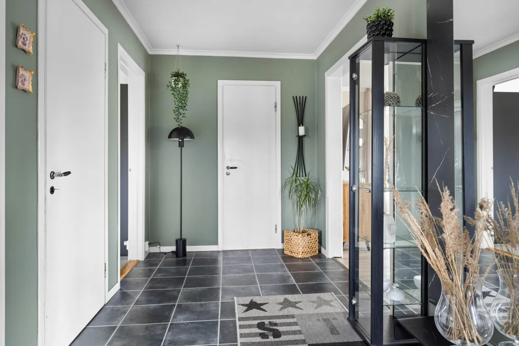 Entrée - Corner Villa with Water View in Alfta