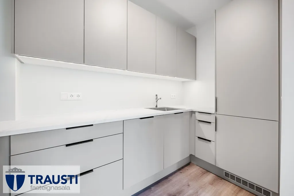 Cuisine - Modern Apartment with Balcony in Árbær