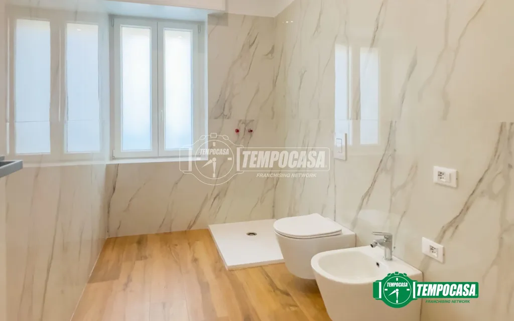 Salles de bain - Fully Renovated 1-Bedroom Flat in Busto Arsizio