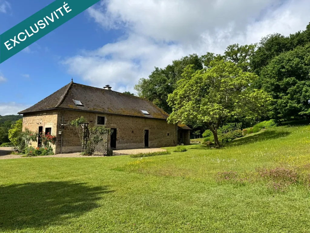 Esterno - Charming Property with Historic Features in Couchois