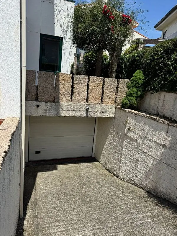 Exterior - Chalet with Terrace in Oleiros