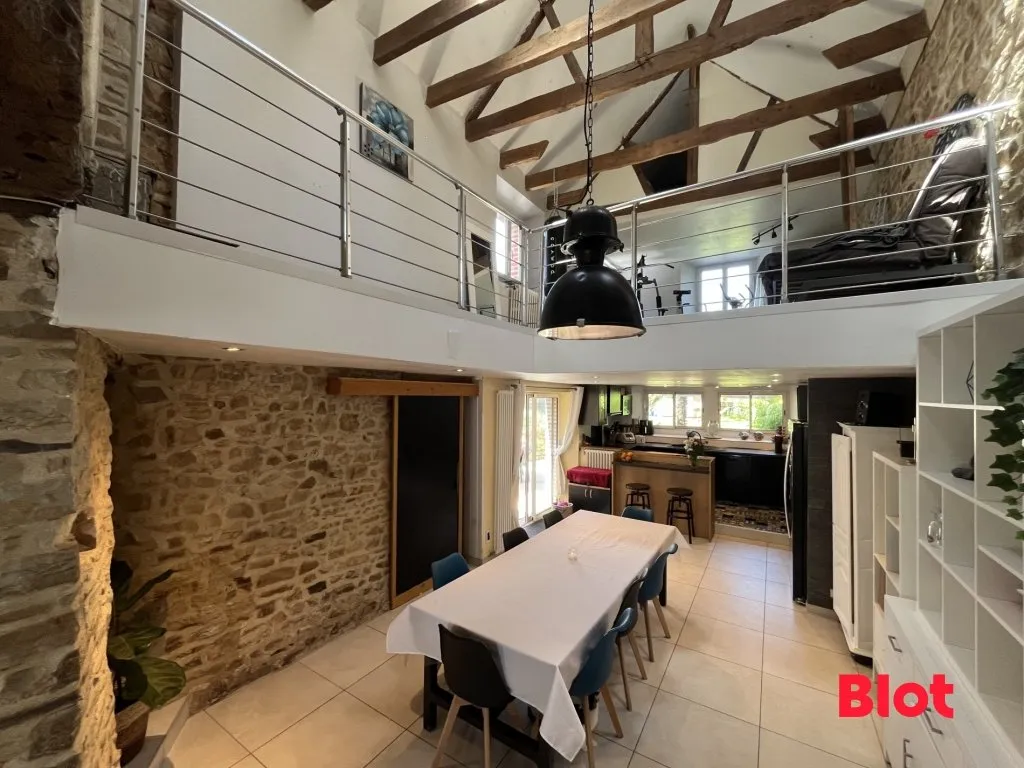 Salle à manger - Maison de Bourg 5 Chambres à Pancé
