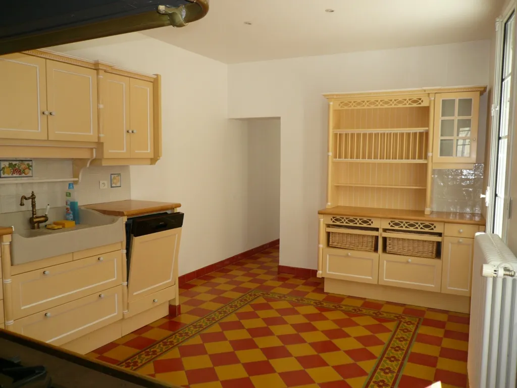 Cuisine - Appartement de Caractère avec 2 Salles d'Eau à Cognac
