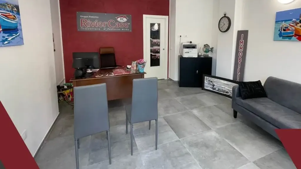 Garaaž - Beachfront Apartment in Borgo Saraceno, Finale Ligure