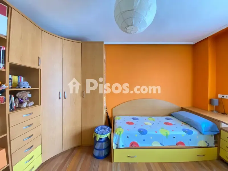 Chambres - Apartment with Balcony in Algorta Centre