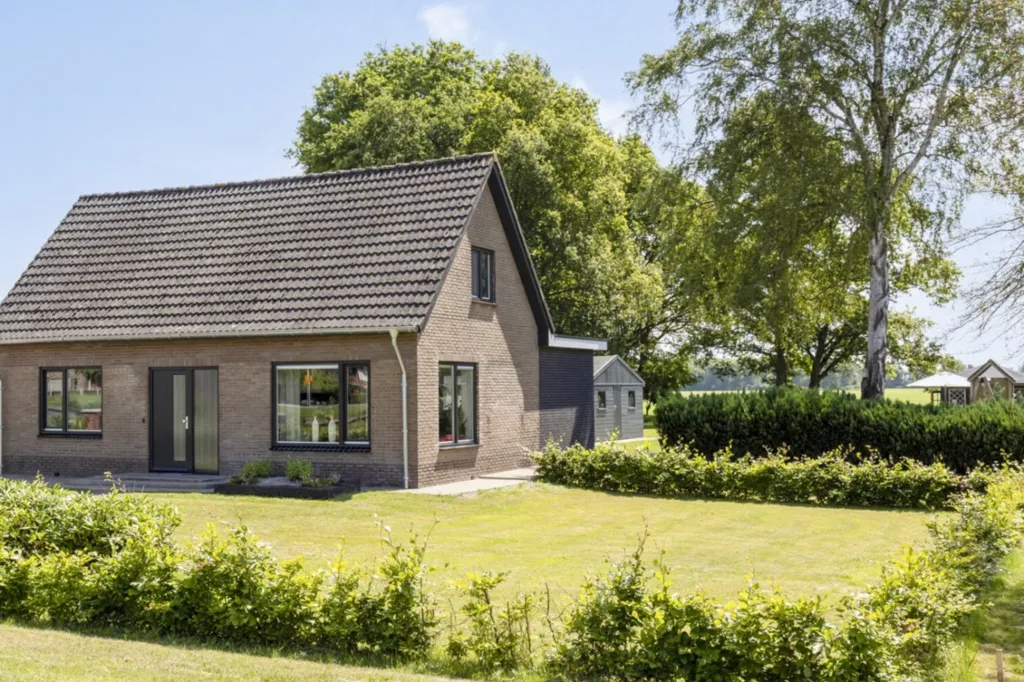 Extérieur - Modernised House with Canal View in Bergentheim