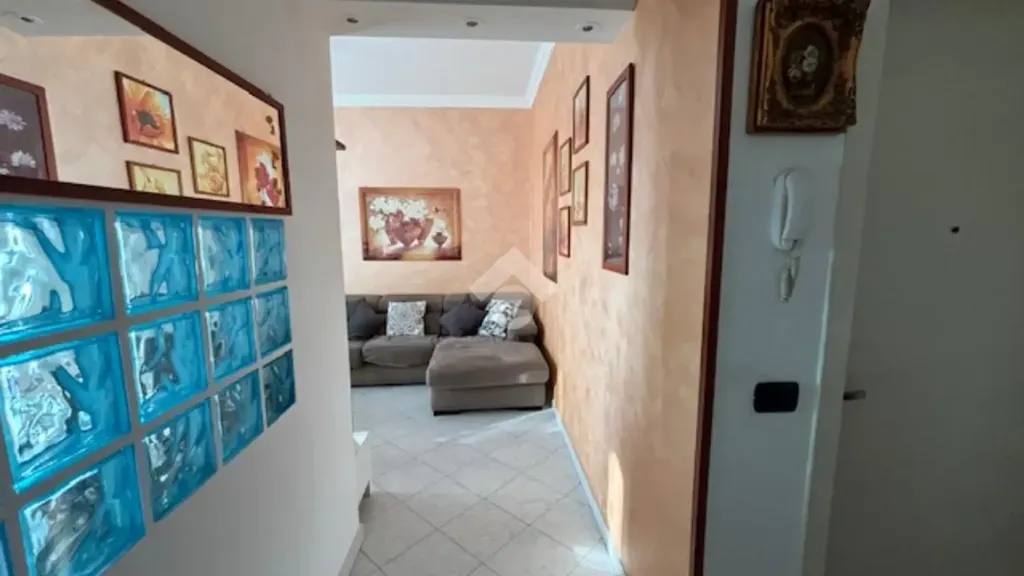 hallway_entrance