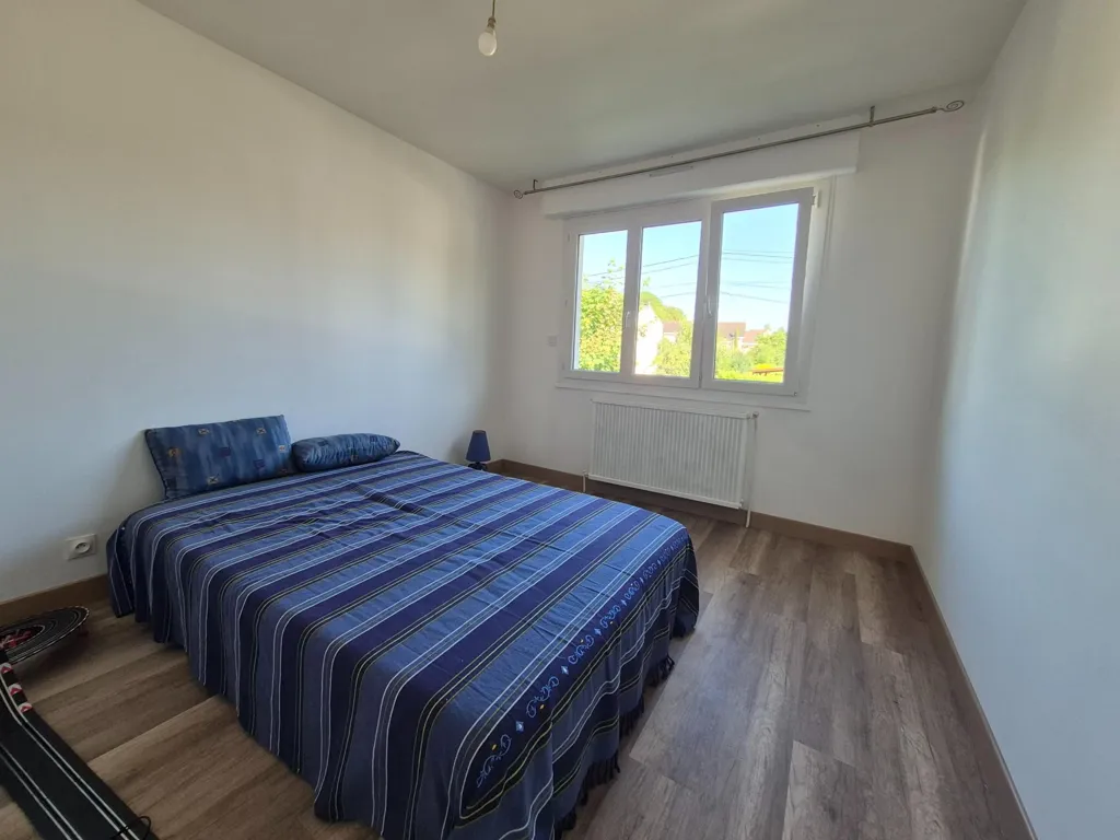 Chambres - Maison rénovée avec jardin dans un quartier calme à Verdun