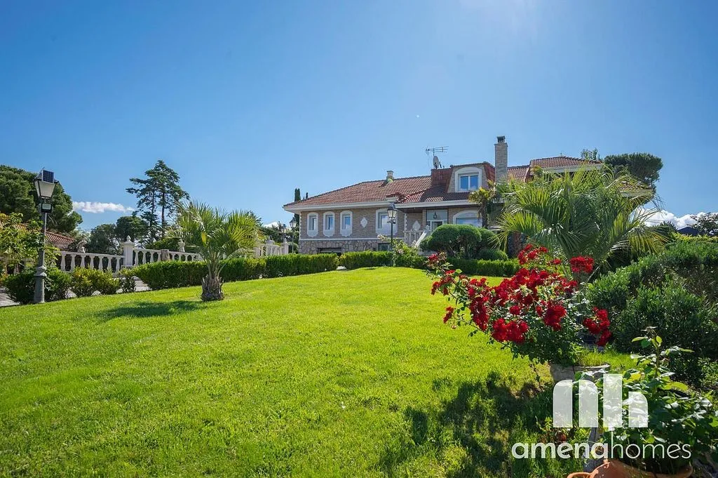 Jardin - Chalet with Pool and Terrace in Santo Domingo