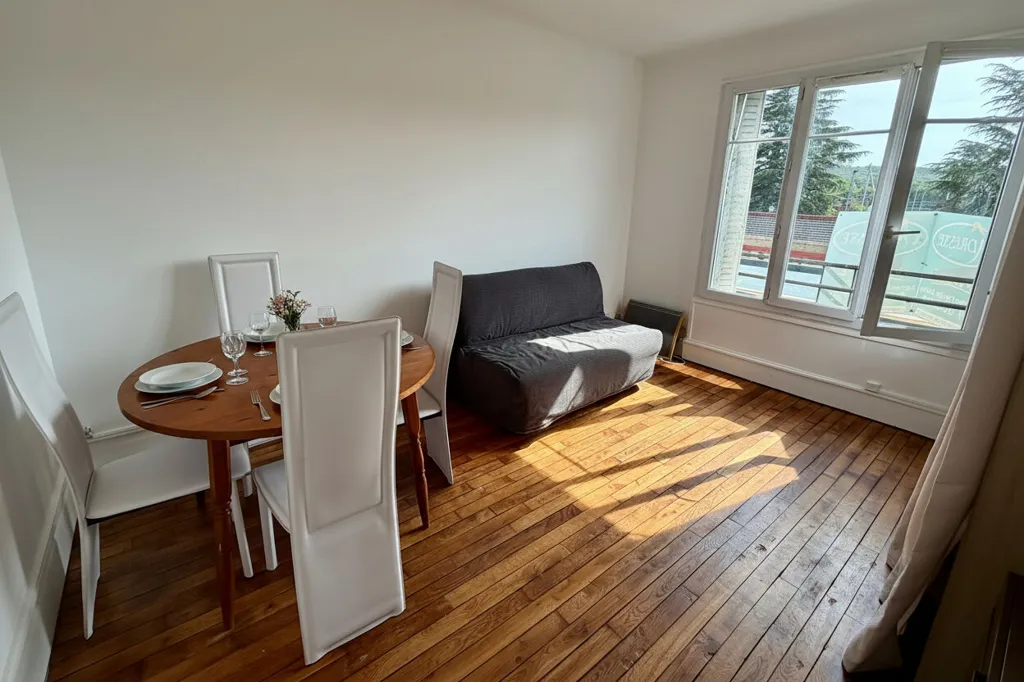 Elutuba - Studio with Garden View in Chaville-Vélizy