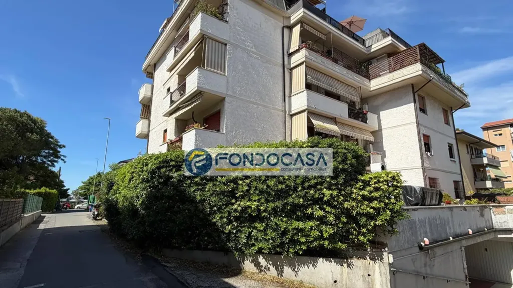 Exterior - Ground Floor Apartment with Private Courtyard in Massa