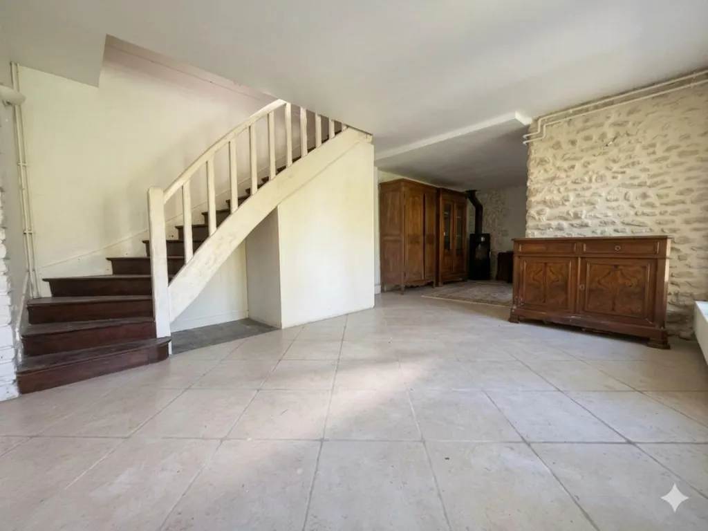 Séjour - Ensemble Immobilier avec Deux Maisons dans la Vallée de la Juine