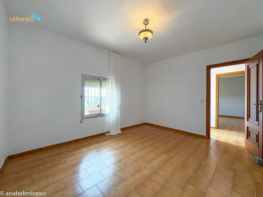 Toad - Ground Floor Flat with Patio in La Estación