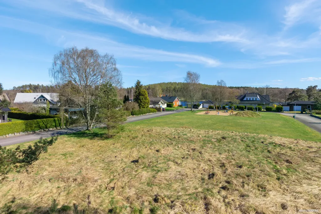 Garden - Plot with Lake Access in Åsljunga, Skåne