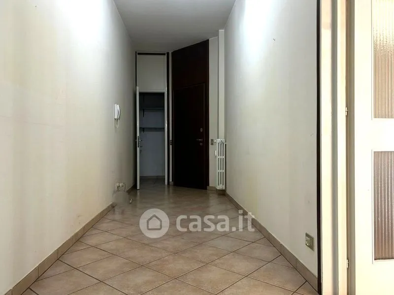 Entrée - Three-bedroom Apartment with Balconies in Cantù