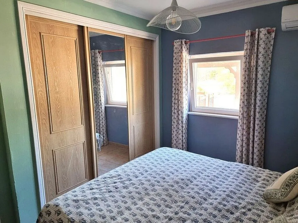 Bedrooms - Rustic House with Pool in Lucena del Puerto