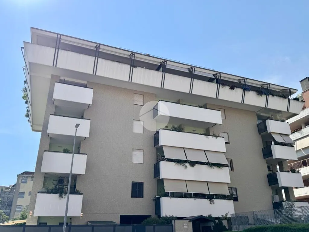 Esterno - Modern 2-Bedroom in Talenti, Rome
