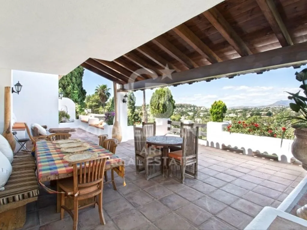 Terrasse - Luxury Villa with Golf Course Views in Marbella