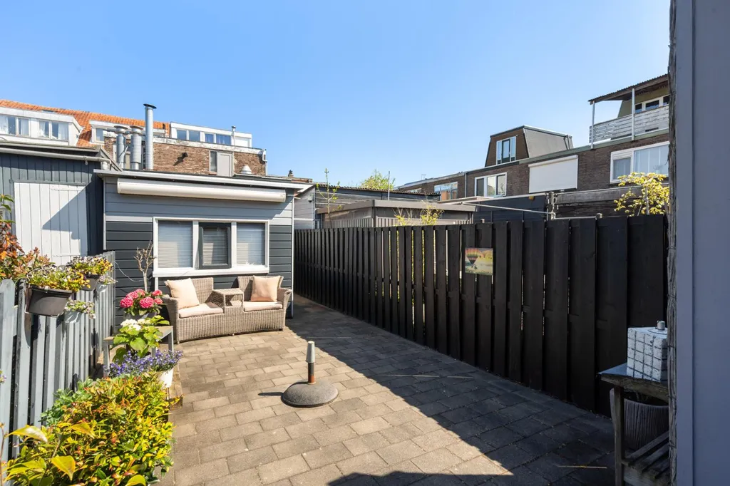 Jardin - Family Home with Garden in Gouda