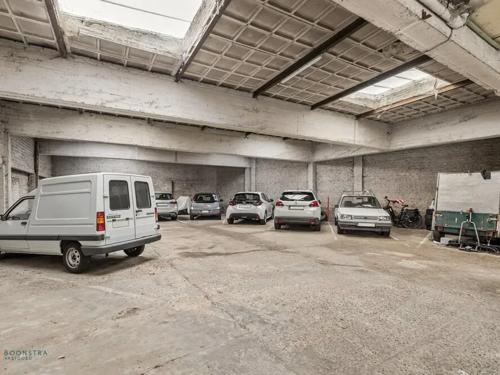 Garaaž - Secure Parking Spaces in Lier