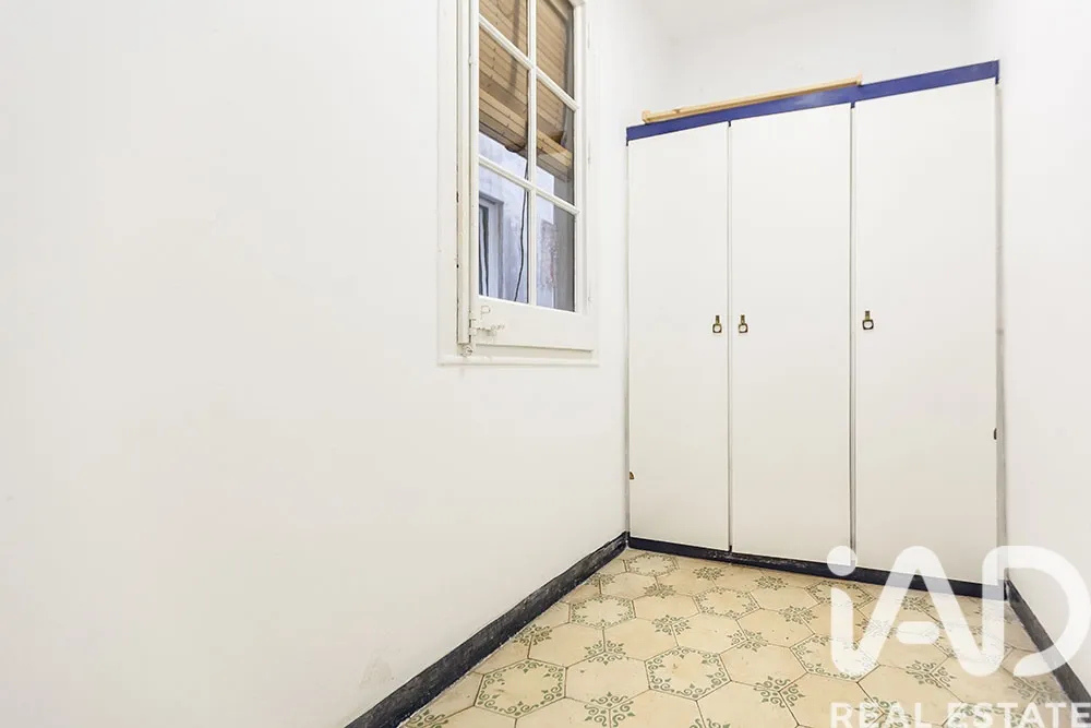 Lavanderia - Apartment with Original Charm in Eixample, Barcelona