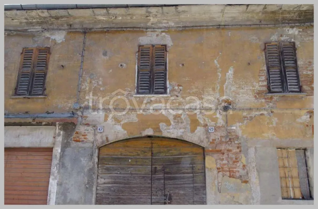 Exterior - Auctioned Apartment with Balcony in Codogno