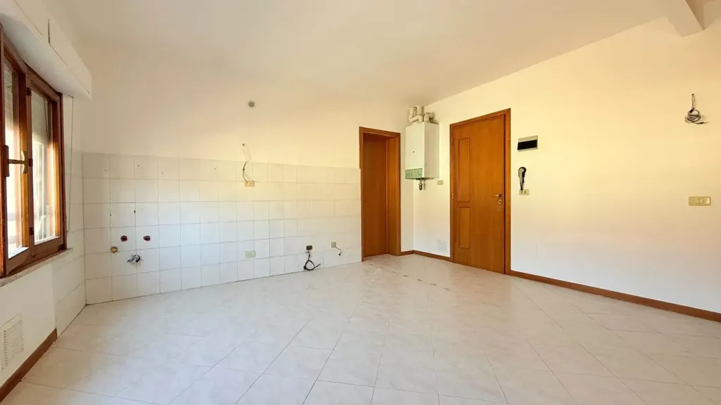 Toad - Two-Level Apartment with Terrace in Cecina