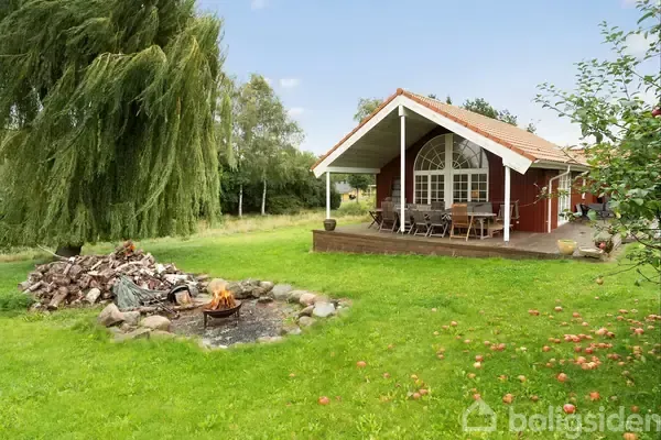 Aed - Modern Summerhouse with Sea Access in Stege