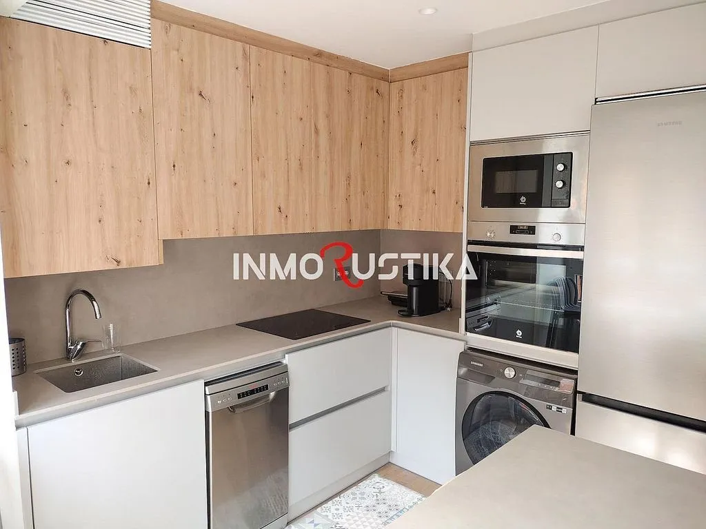 Kitchen - Furnished Flat in Gijón Centre with Sea View