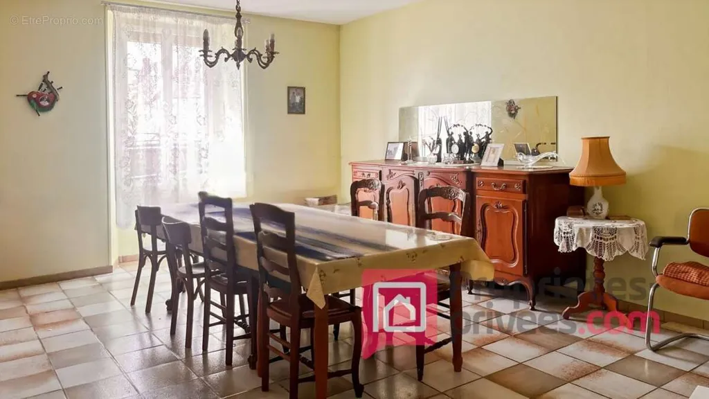 Sala da pranzo - Rural Property with Barns near Sermaises