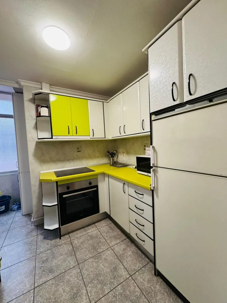 Cucina - Furnished Flat with Balcony in Granada