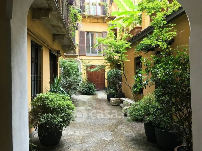 Aed - Rented Studio in Historic Building, Milan