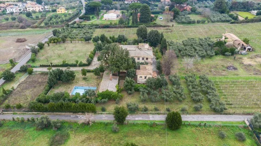 Õhuvaade - Colonial Villa with Pool in Marino, Rome