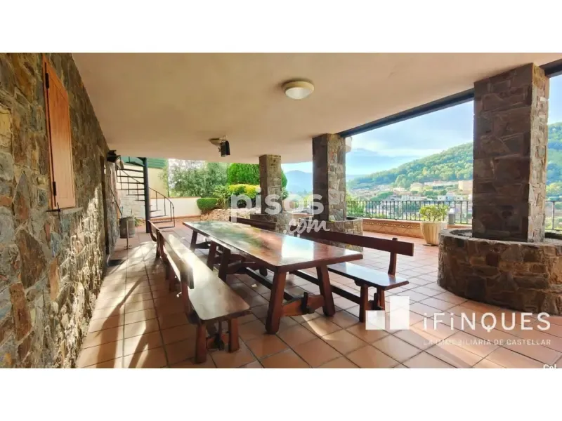 Terrass - Luxury Villa with Private Pool in Castellar del Vallès