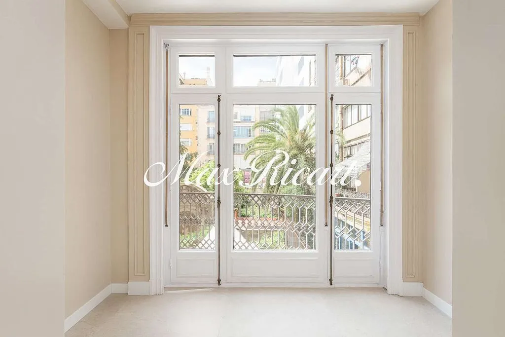 Pièces - Apartment with Balcony in La Dreta de l'Eixample