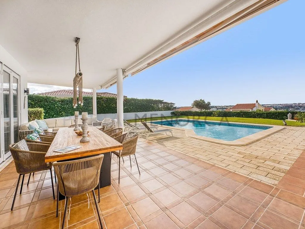Piscine - Contemporary Villa with Sea View in Cala Llonga